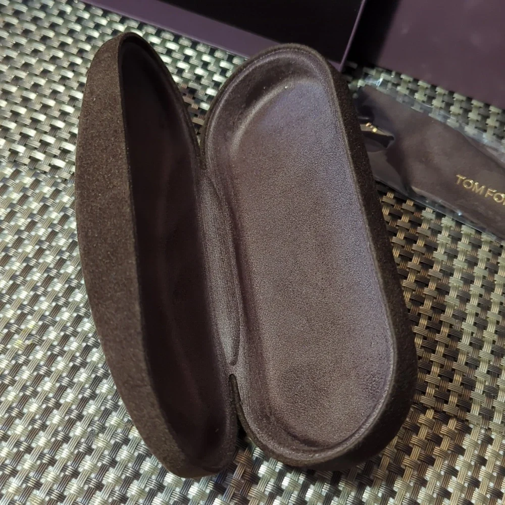 Tom Ford velvet glasses, case, cloth, and box